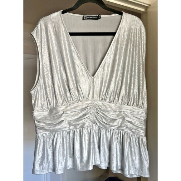 New York & Co Women's 2XL Silver Metallic Accent Sleeveless Pleated Top - Picture 5 of 14
